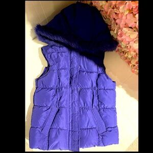 ARIZONA Hooded Puffer Vest!
